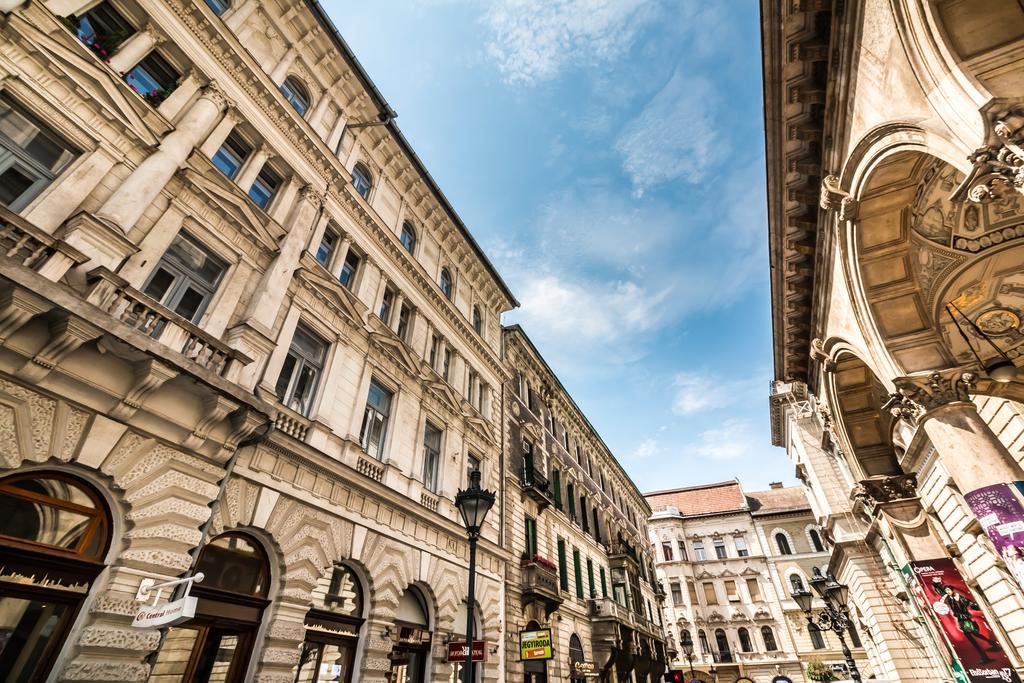 Ferienwohnung Bpr Opera Lux Treasure Budapest Exterior foto