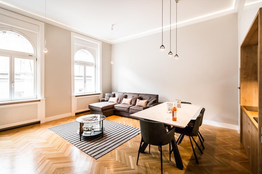 Ferienwohnung Bpr Opera Lux Treasure Budapest Exterior foto