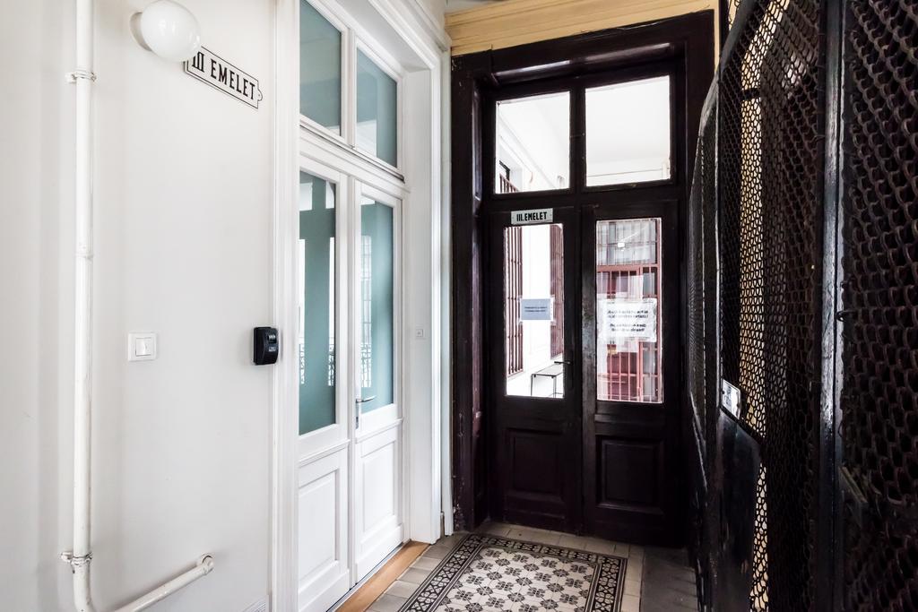 Ferienwohnung Bpr Opera Lux Treasure Budapest Exterior foto